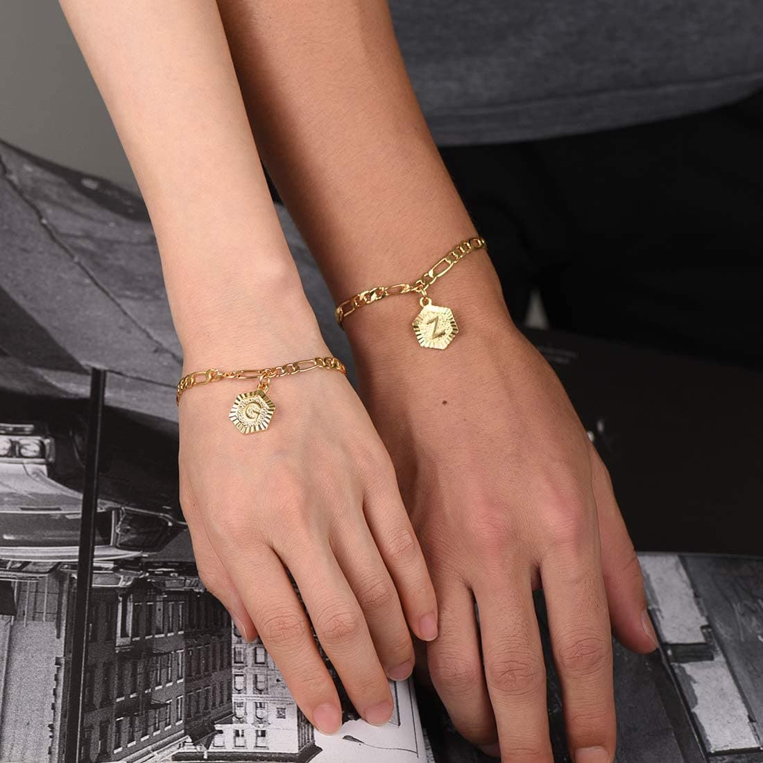 High finish custom 18k gold plated personalized engraving hexagon alphabet A-Z initial figaro chain anklet barefoot bracelet for women teen girls