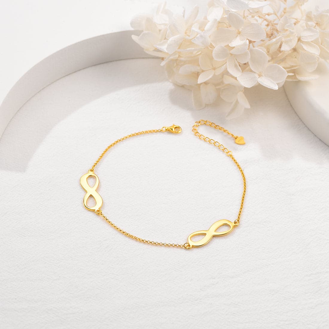 Dainty customized 925 sterling silver 18k gold plated personalized engravable infinity symbol name charm abklet bracelet for women girls, symbolizes eternity and everlasting love & friendship. 